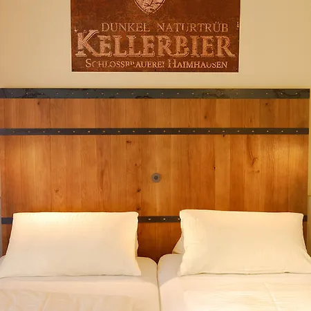 Hotel Brauerei Lohhof Im Muenchner Norden, Direkt An Der S1, Naehe Vom Flughafen, Zentrum, A92, Allianz Arena, Ruderregatta Und Schiessanlage G- Hochbrueck Entfernt, Internationale Kueche 3*