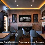 Hotel Brauerei Lohhof Im Muenchner Norden, Direkt An Der S1, Naehe Vom Flughafen, Zentrum, A92, Allianz Arena, Ruderregatta Und Schiessanlage G- Hochbrueck Entfernt, Internationale Kueche