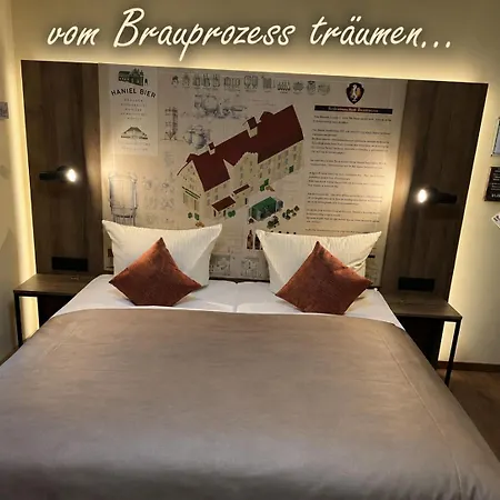 Hotel Brauerei Lohhof Im Muenchner Norden, Direkt An Der S1, Naehe Vom Flughafen, Zentrum, A92, Allianz Arena, Ruderregatta Und Schiessanlage G- Hochbrueck Entfernt, Internationale Kueche 3*